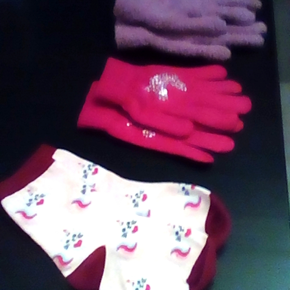 Girls mittens and socks
